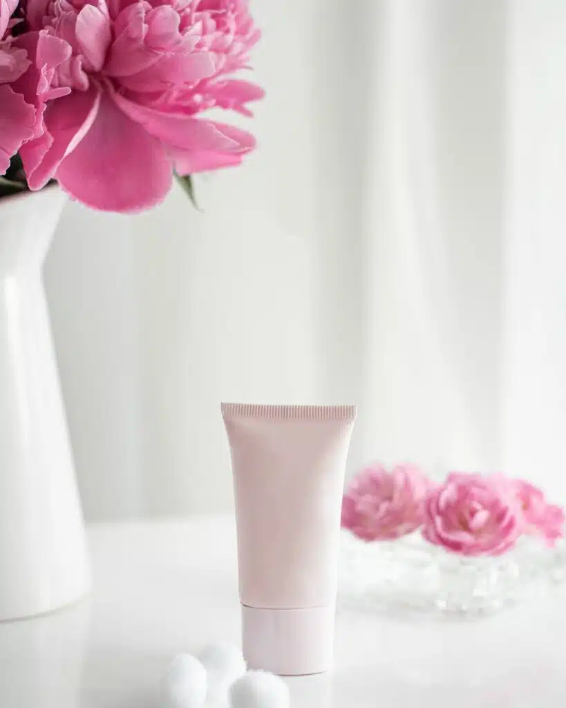 Image of a sleek tube of face cream, suggesting a convenient and hygienic way to moisturize and nourish your skin as part of a daily skincare routine.