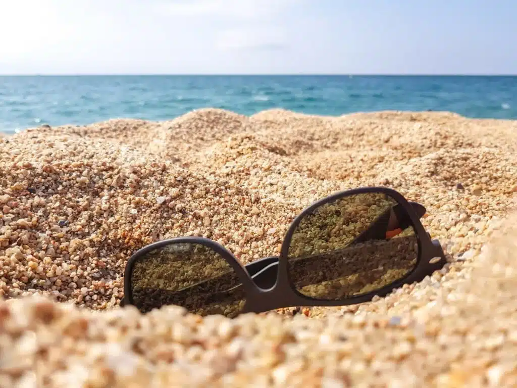 Private label sunglasses for your fashion brand