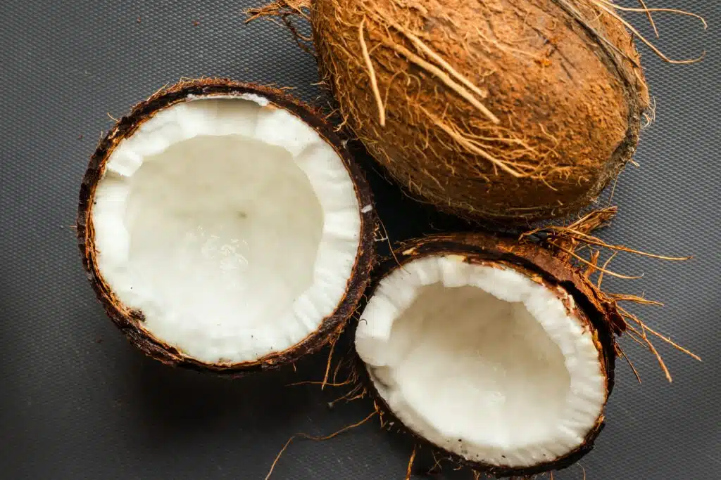 Coconut Oil: an Essential Ingredient for Your Beauty Products
